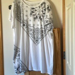 Torrid bandanna print t-shirt